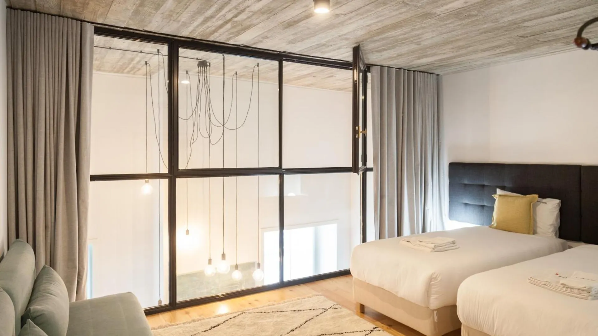 Flh Intendente Fashion Mezzanine With Balcony Lisbon 0*,  Portugal