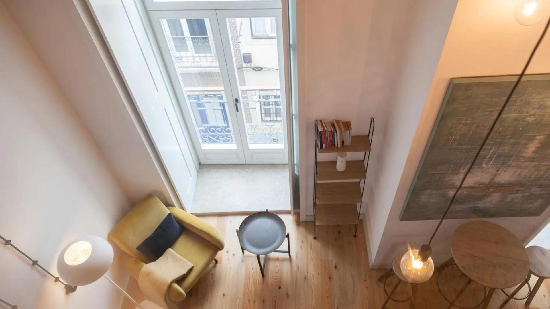 Flh Intendente Fashion Mezzanine With Balcony Lisboa
